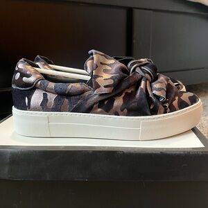 J/Slides Black Camo Sneakers